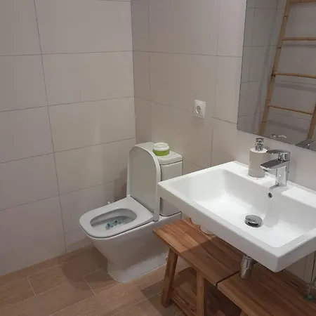 Brand New 3-bedroom Near The In Minimum 10 Nights Apartamento
