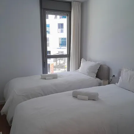 Brand New 3-bedroom Near The In Minimum 10 Nights Apartamento *