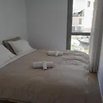 Brand New 3-bedroom Near The In Minimum 10 Nights