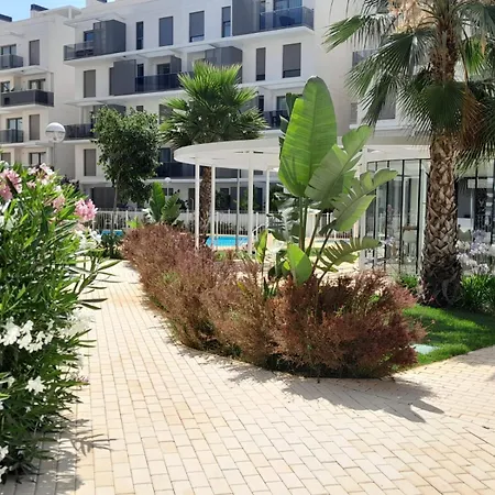 Apartamento Brand New 3-bedroom Near The In Minimum 10 Nights *