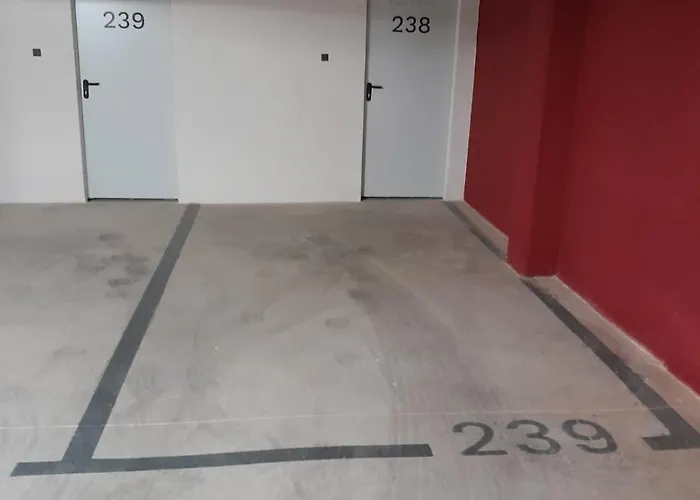 Apartamento Brand New 3-bedroom Near The In Minimum 10 Nights Dénia