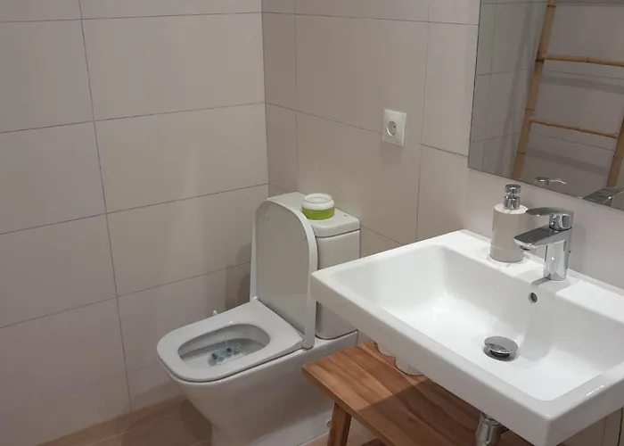 Brand New 3-bedroom Near The In Minimum 10 Nights Apartamento